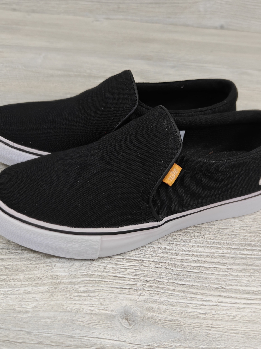 Nike Women's Court Royale AC Slip-On Black White Canvas Shoes BQ9138-001 Sz 6 - Picture 8 of 13